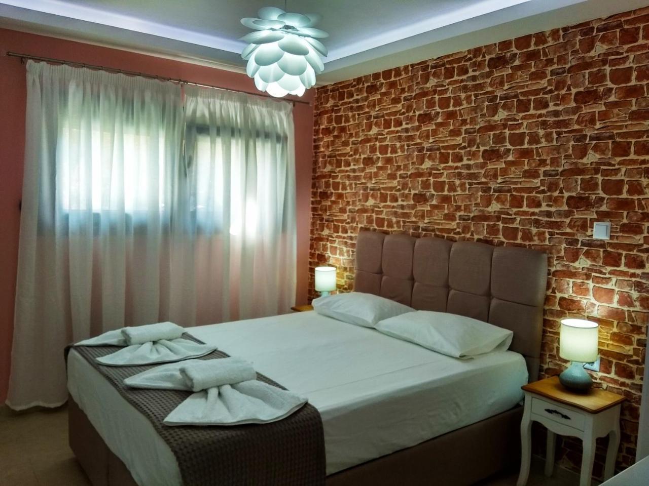 Iros Apartment Néa Péramos Exteriér fotografie