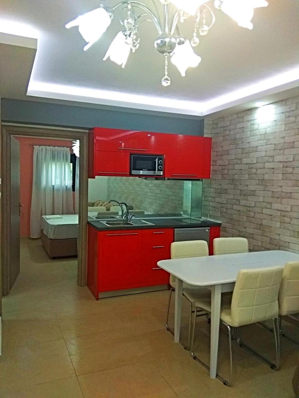 Iros Apartment Néa Péramos Exteriér fotografie
